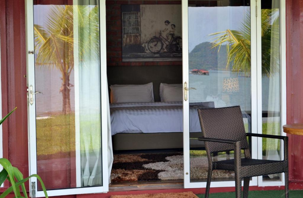 The Ocean Residence Langkawi Куа Екстериор снимка